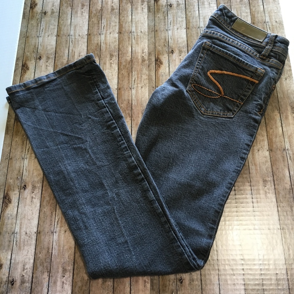 Seven7 dark grey classic flare jeans in size 29